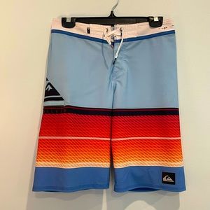Quicksilver Men’s Boardshorts, 28 waist